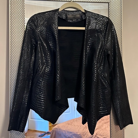 BlankNYC Black Reptile Embossed Drape Jacket; size XS - Picture 5 of 9